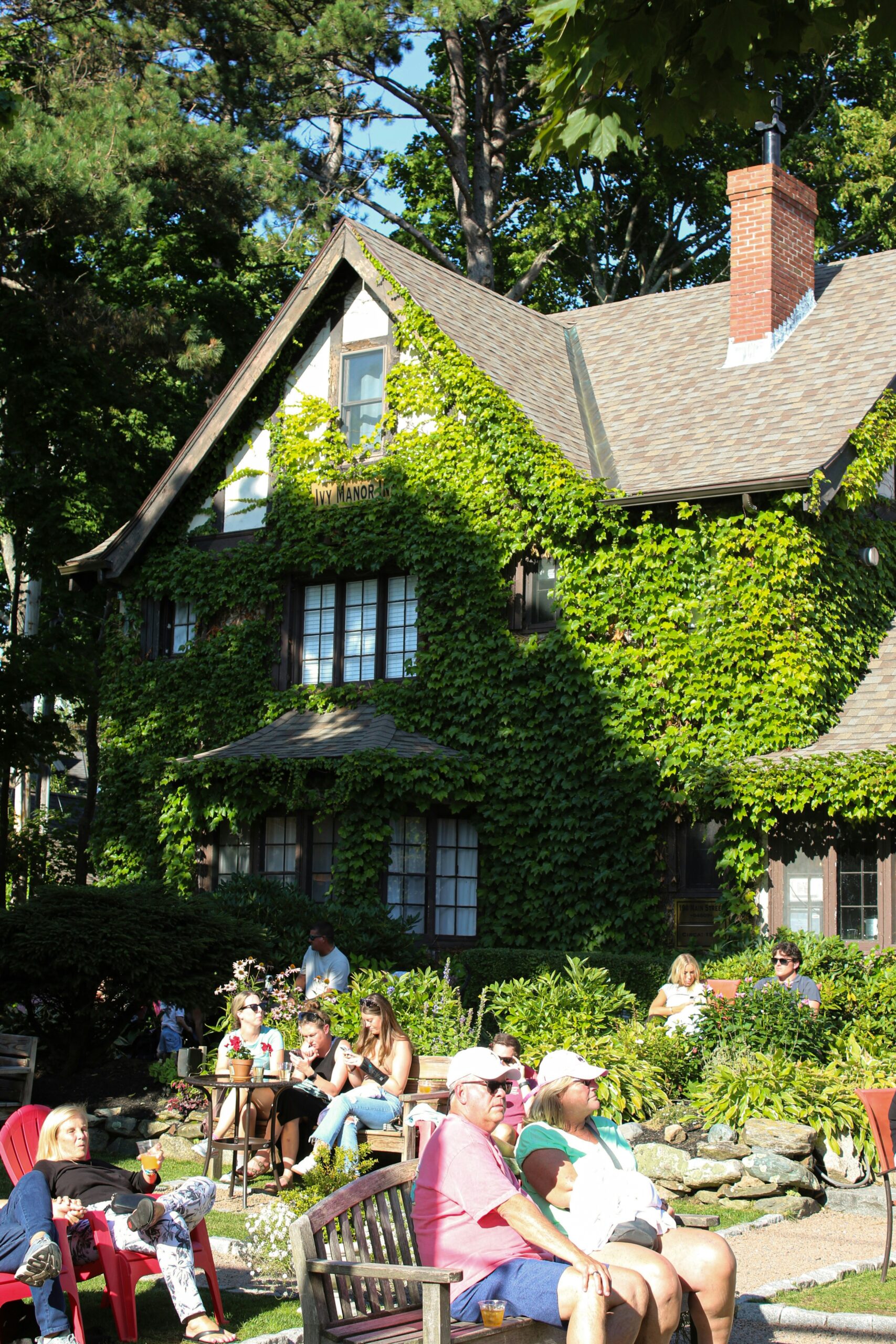 The Hands-On Landlord Advantage: How Active Participation Unlocks the $25,000 Rental Deduction